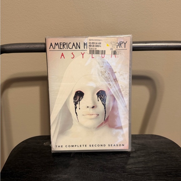 Other - American Horror Story Asylum DVD